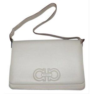 Salvatore Ferragamo Vintage Pursesdesigner Purses Ivory Leather Shoulder Bag